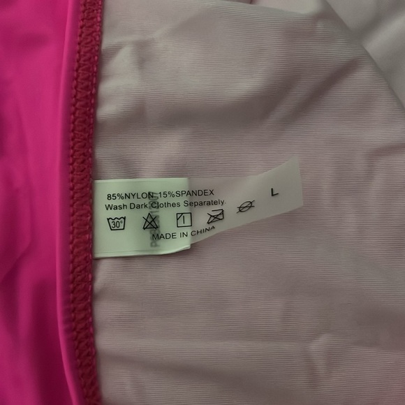 Hot Pink High Waisted Swim Bottoms Size L Brand New with No Tags - Picture 3 of 3